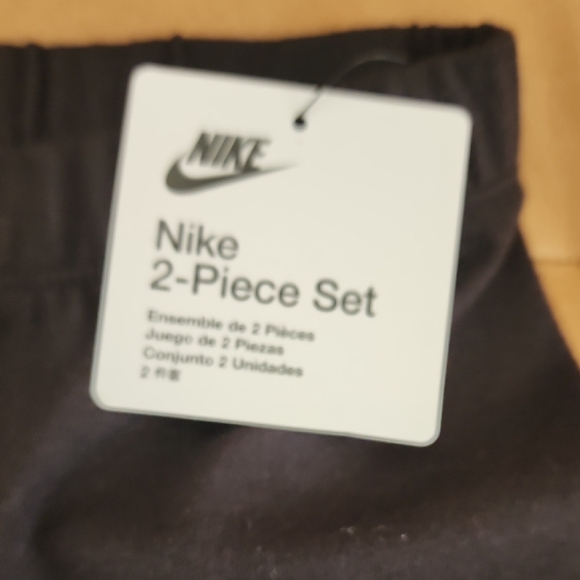 Nike Charcoal 2-Piece Set - Picture 2 of 5